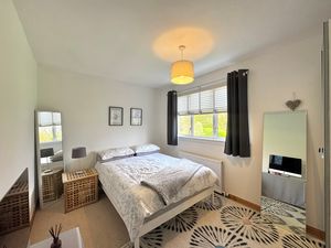 Photo 7- click for photo gallery